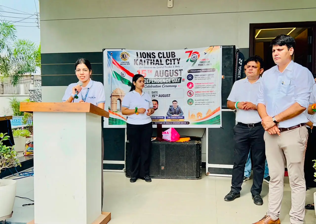 Zed-King student addressing the Lions Club Kaithal City Independence Day ceremony