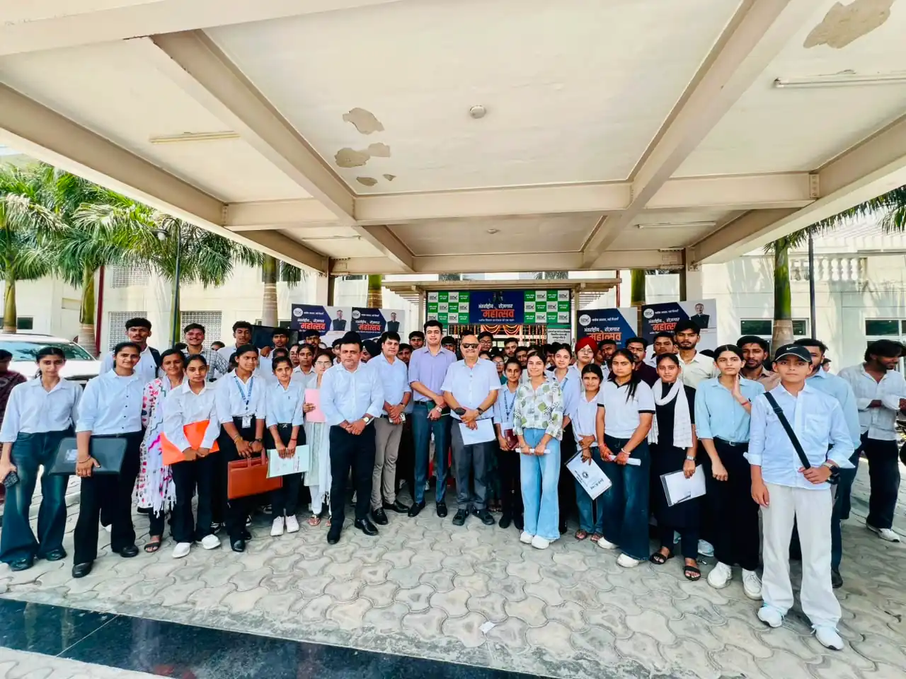 Zed-King Kaithal students attending a rozgar mela placement drive for freshers
